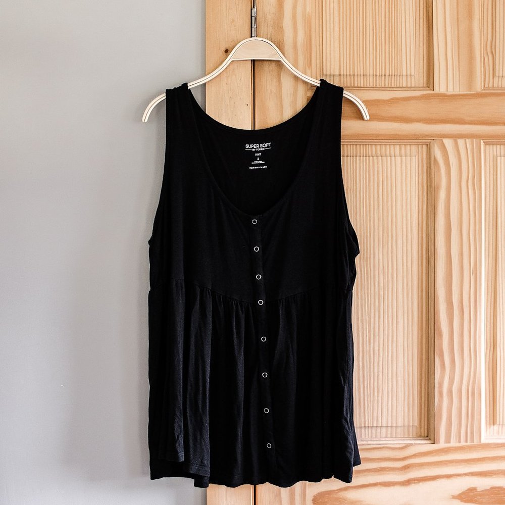 Torrid Babydoll Super Soft Scoop Neck Button-Front Tank Top Deep Black Size 2